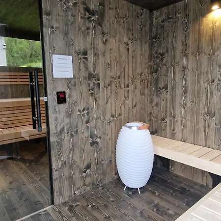 Leilighet 1st Floor, Lyngen Alps, Sauna Included