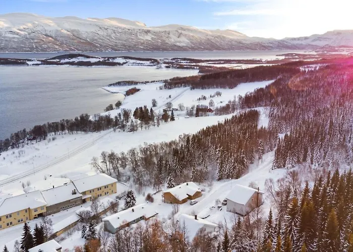 1st Floor In The Lyngen Alps, Whole House Rentable