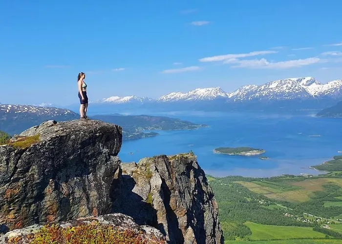 1st Floor In The Lyngen Alps, Whole House Rentable Apartamento Lyngseidet