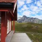 1st Floor In The Lyngen Alps, Whole House Rentable Apartmán